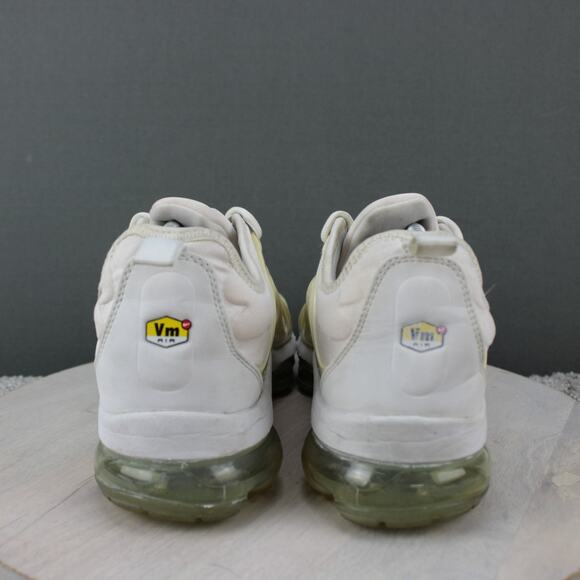 Nike Air VaporMax Plus Men’s Sneaker White Platinum Size 11 Vapor Cushion Retro - Picture 6 of 9